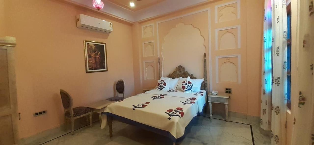Hotel Raj Rajeshwari Haveli Jaipur Habitación foto